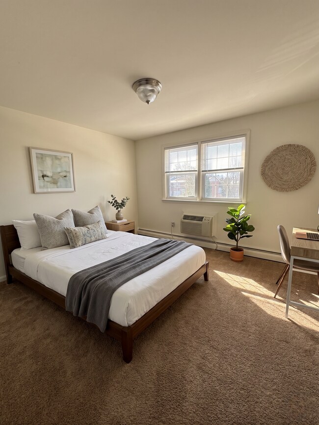 Interior Photo - Broadmore Apartments