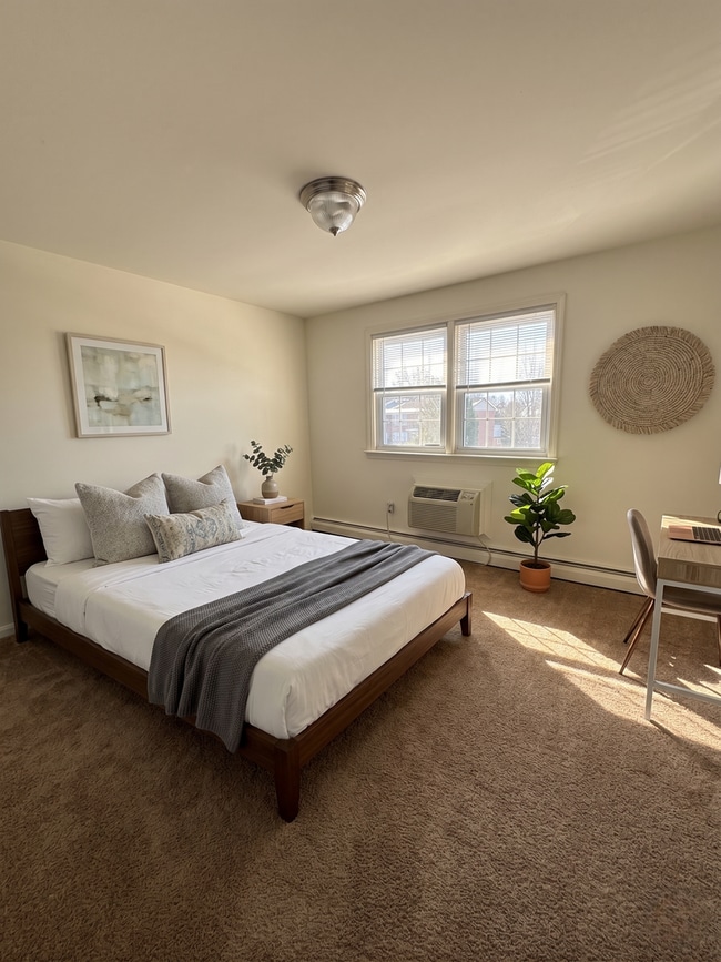 Interior Photo - Broadmore Apartments