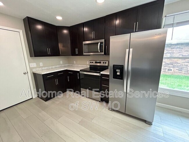 Foto del edificio - 3535 S Jefferson Ave