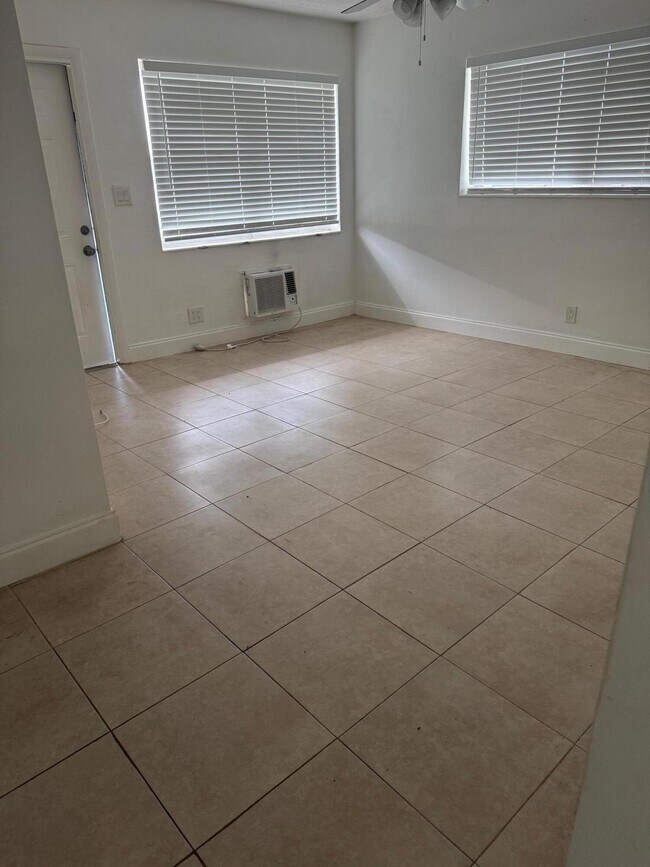 Foto del edificio - 237 SE Park St