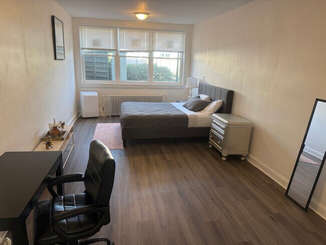 Foto del edificio - 441 Manor Pl NW