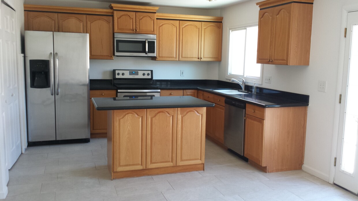 Primary Photo - 4536 N 15th Ave