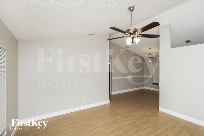 Foto del edificio - 1253 Giralda Cir NW