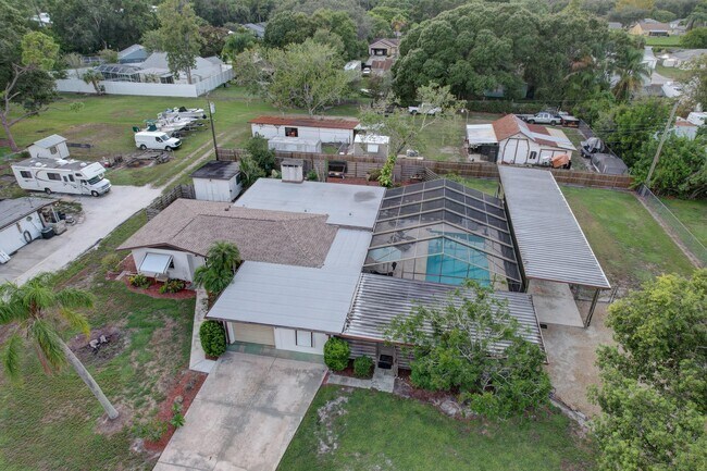 Foto del edificio - 5620 23rd St E