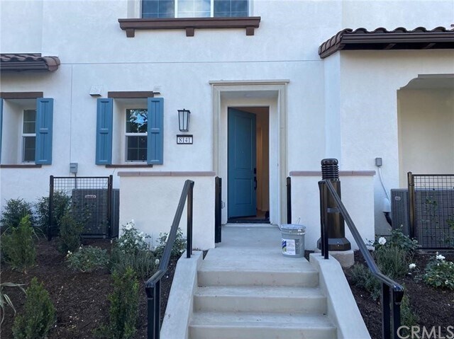 Foto del edificio - 8141 Garden Park St