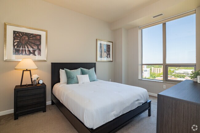 2HAB, 2BA - 1,230 ft² - Penthouses at Capitol Park