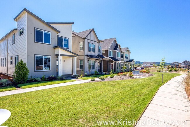Building Photo - *NEW Construction* Stunning 3BD, 2.5 BA* S...
