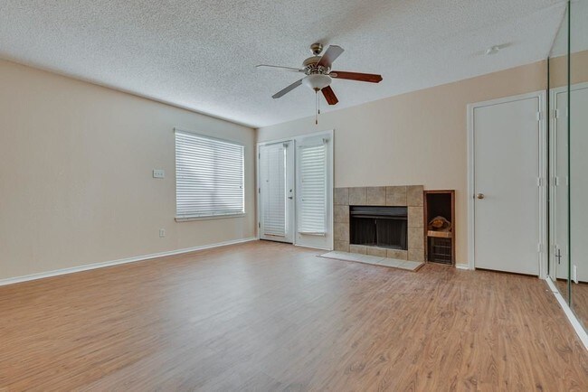 Building Photo - 1704 Baird Farm Cir