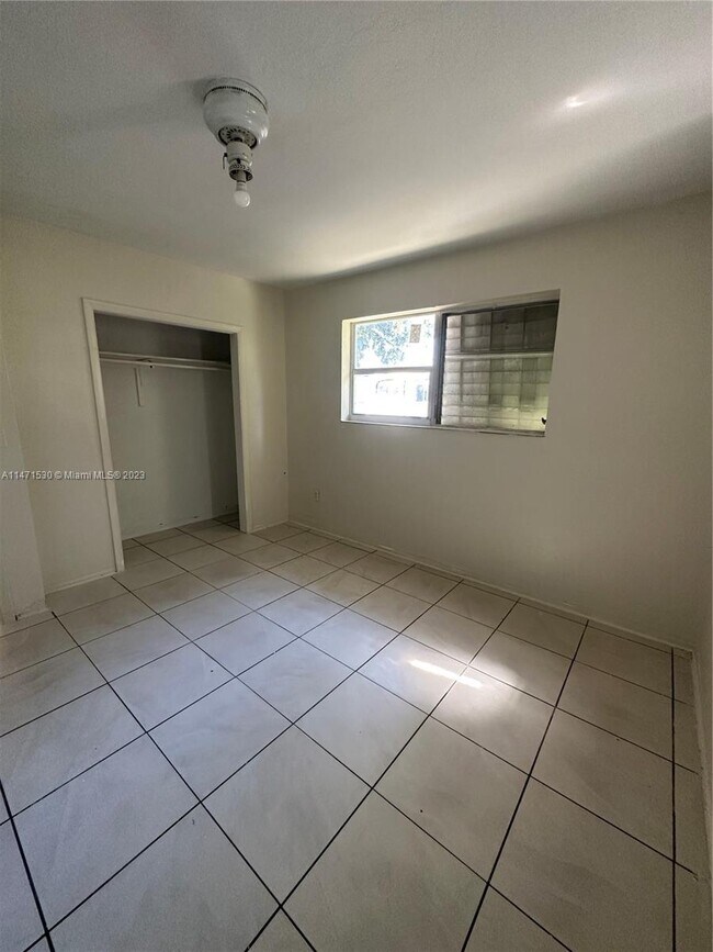 Foto del edificio - 204 SE 10th St