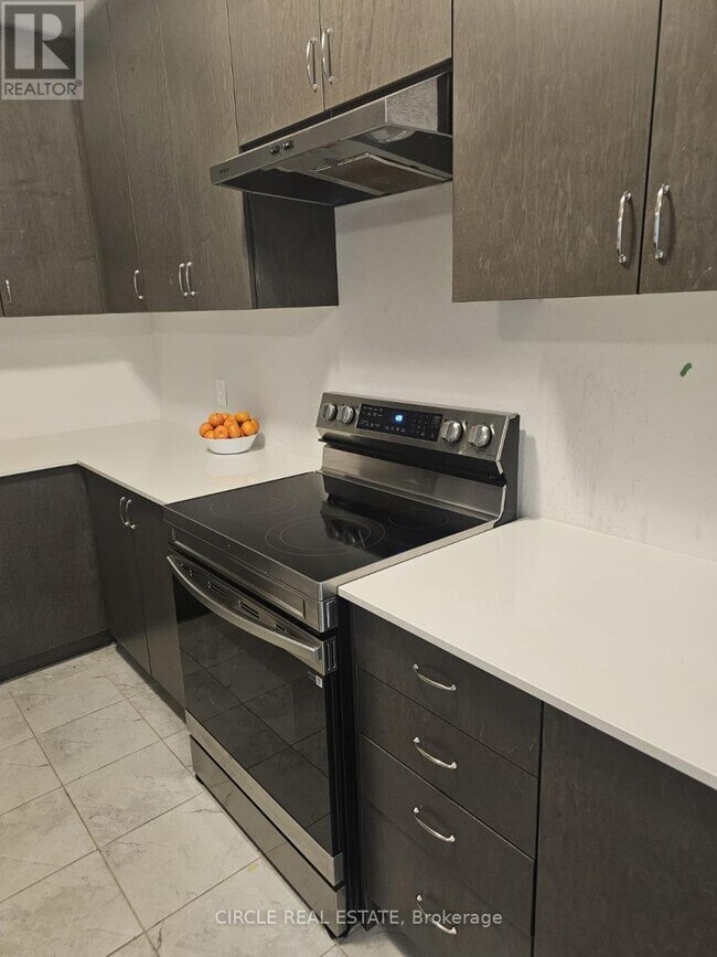 Building Photo - 400 Newman Dr