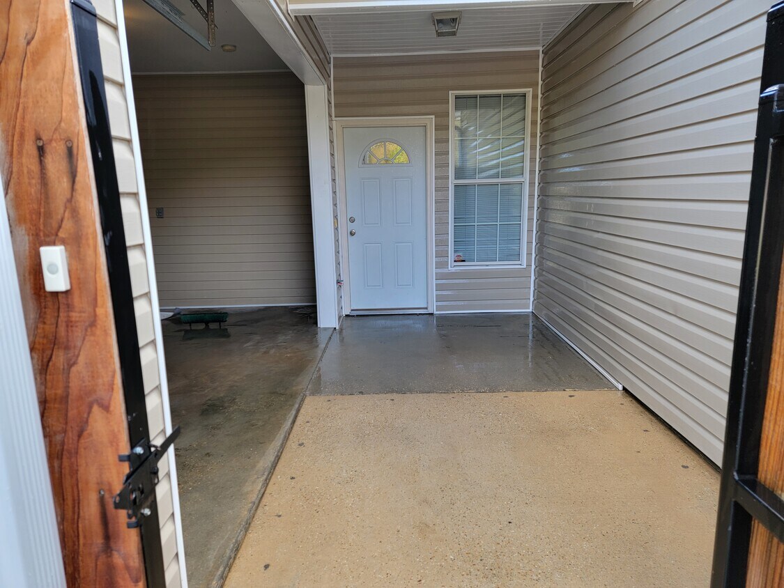 43250 Creek Cir Unit 106, Hammond, LA 70403 Condo for Rent in Hammond