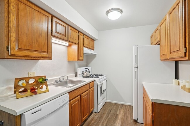Building Photo - Linden Park Apartments