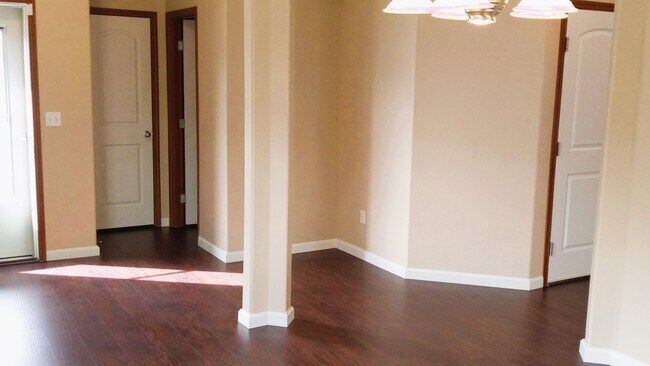 Foto del edificio - 8242 54th Ct SE