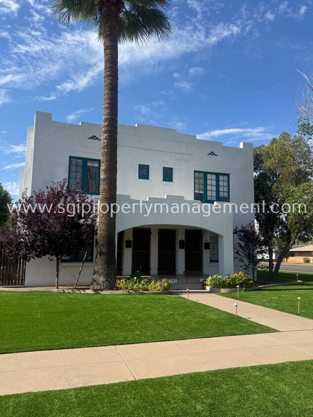 Foto principal - 541 W Monte Vista Rd