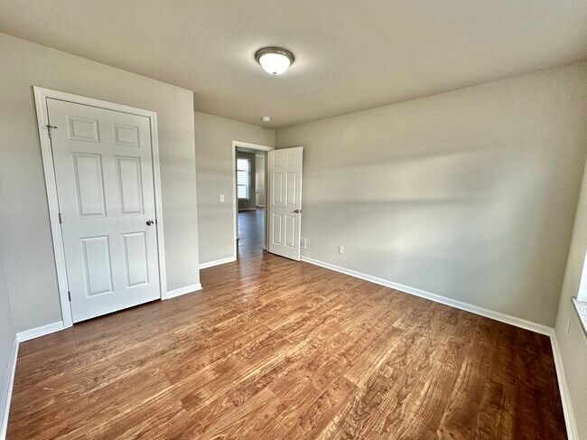 Building Photo - 2245 James Kelly Ln