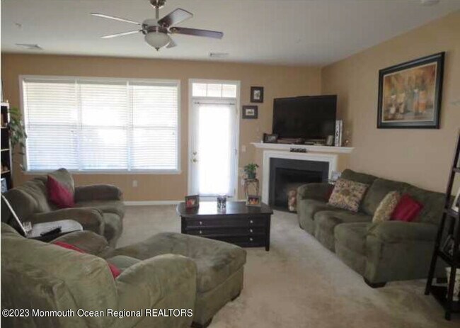 Foto del edificio - 314 Mill Pond Way