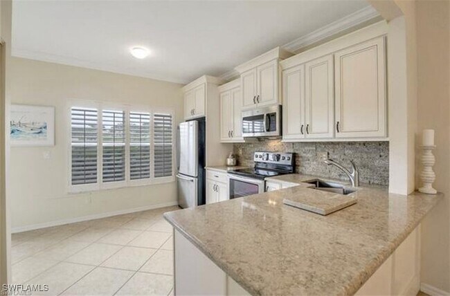 Building Photo - 298 Emerald Bay Cir