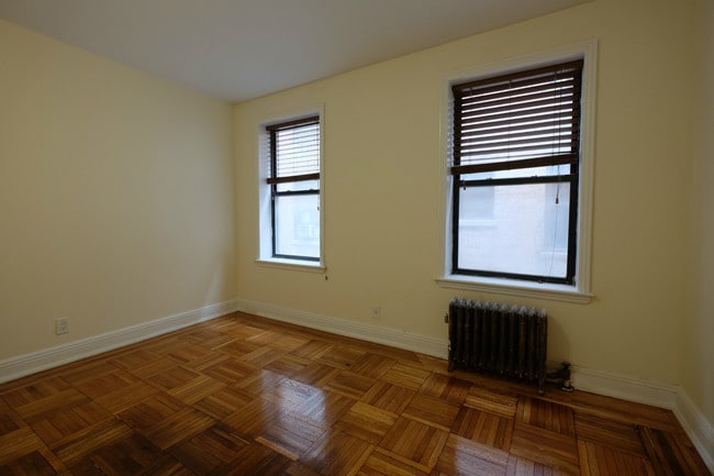 Building Photo - 620 W 149th St