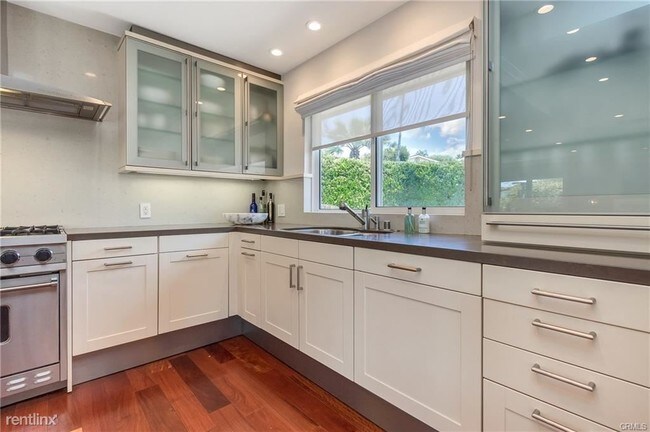 Building Photo - 3 br, 2 bath House - 2897 Chateau Way