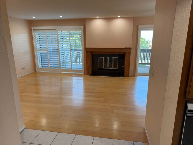 Foto del edificio - 2514 E Willow St