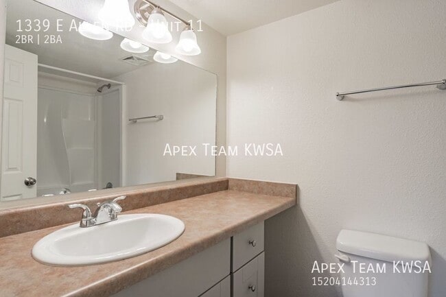 Foto del edificio - 1339 E Allen Rd