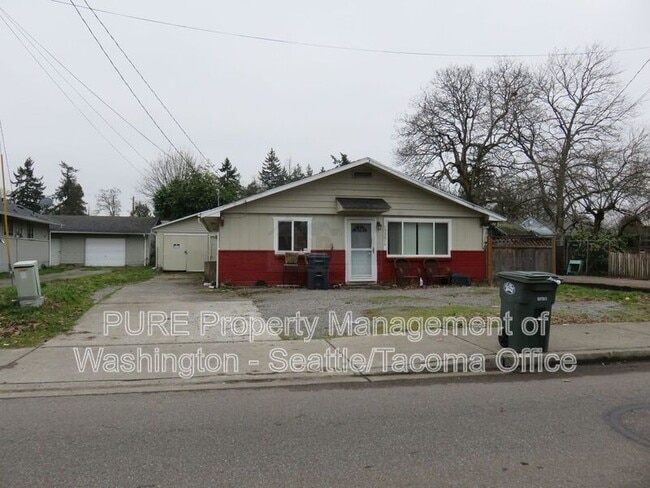 Building Photo - 15301 Portland Ave SW