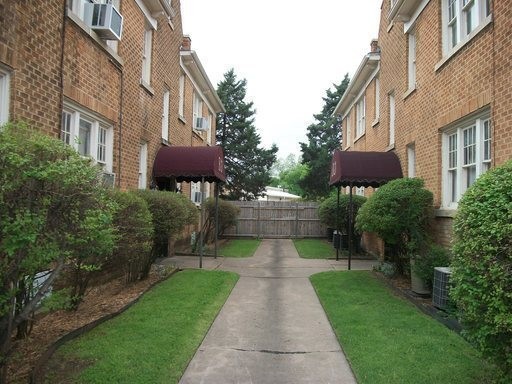 Building Photo - 1712 N Indiana Ave