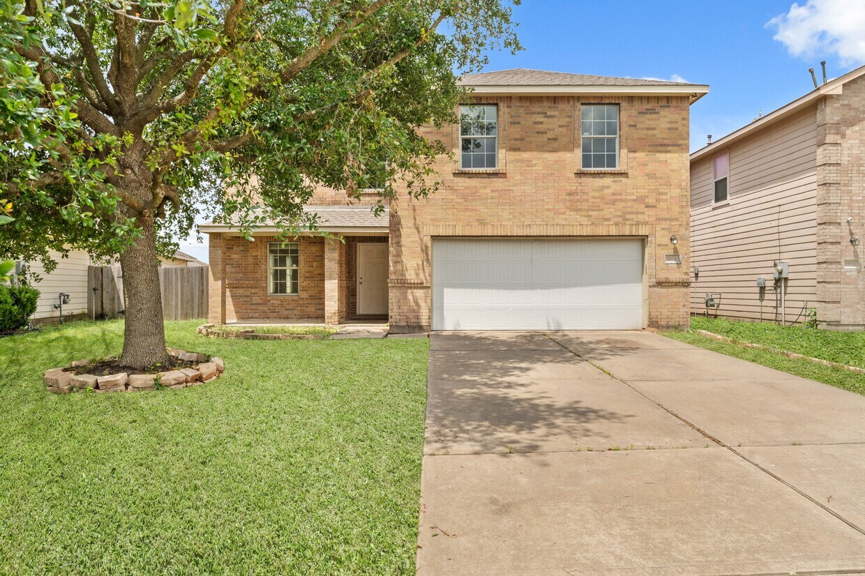 Foto principal - 7931 Raven Creek Ln
