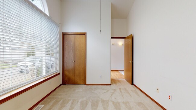 Building Photo - 25430 156th Pl SE