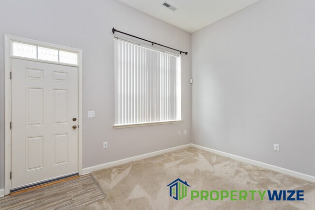 Building Photo - 4128 Orchard Ridge Blvd