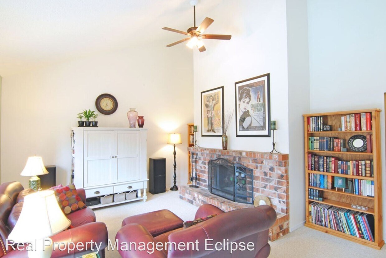 Primary Photo - 12904 126th Ct NE