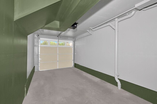 Foto del edificio - Mini 2 Bedroom Townhouse Heart of Redmond
