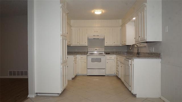 Foto del edificio - 4704 Aspen Way