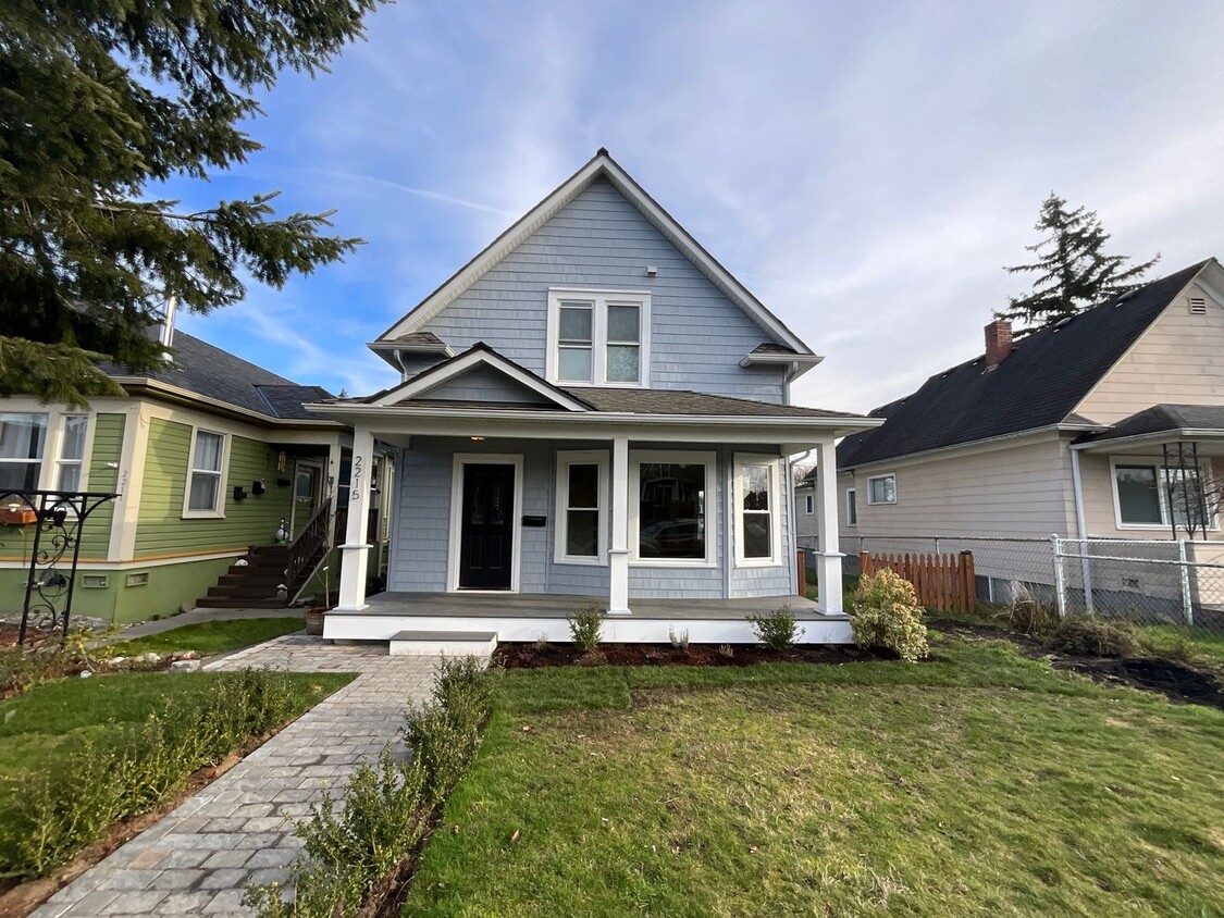 Foto principal - Beautiful 3 Bedroom home in Everett