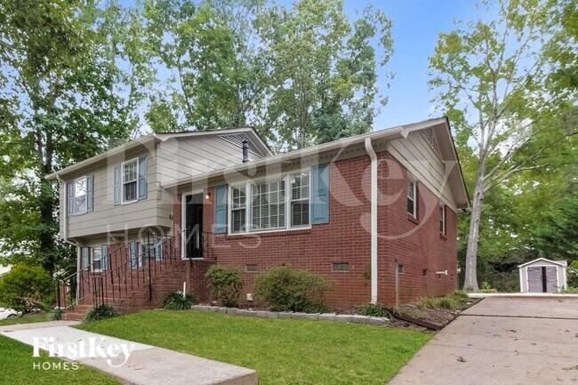 Foto del edificio - 6814 Elm Forest Dr