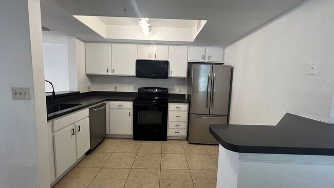 Foto del edificio - 735 SW 148th Ave