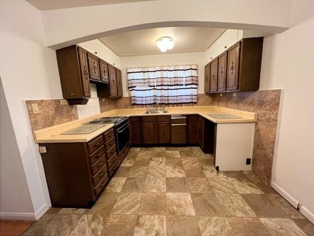 Building Photo - 6152 Victoria Ave