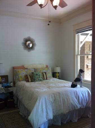 Building Photo - 5721 Velasco Ave