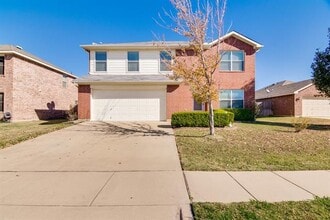 Building Photo - 8211 Leaning Oak Ct