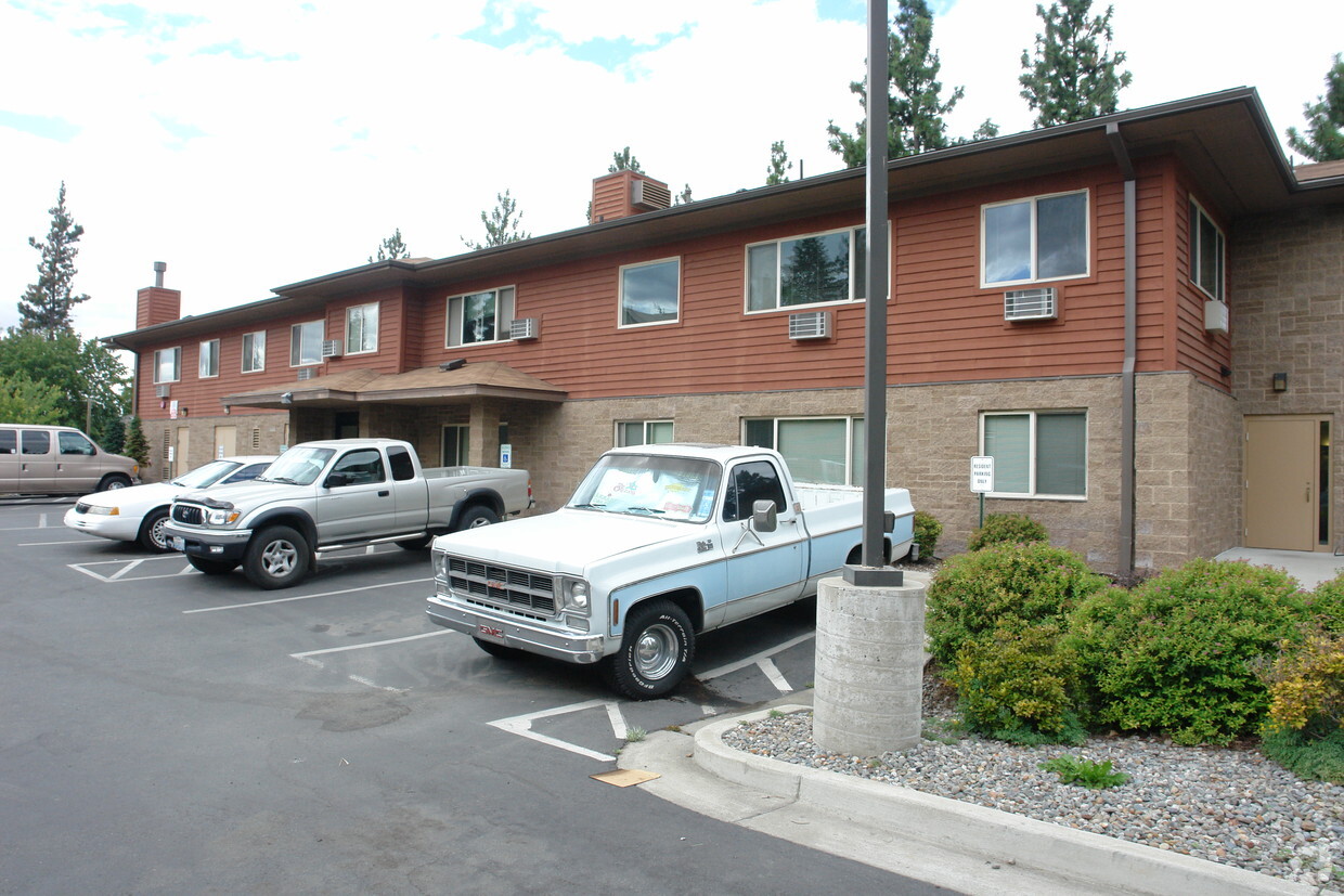 Eagle Crest - Eagle Crest Apartments