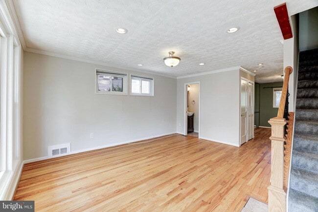 Building Photo - 2308 Mary Baldwin Dr