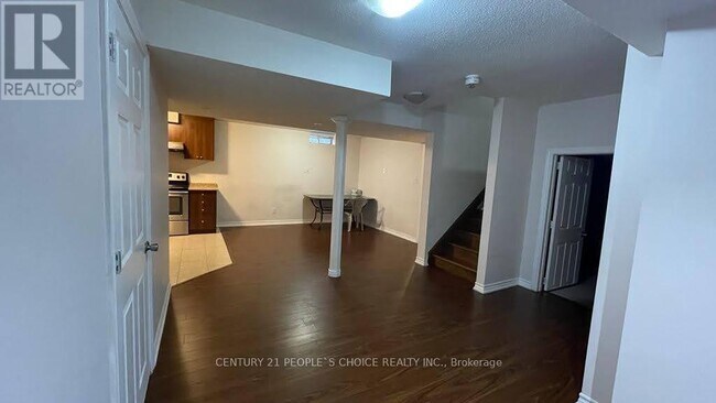 Building Photo - 6 Bandera Dr