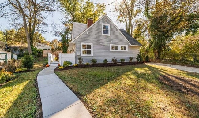 Building Photo - 5734 Crawford Dr
