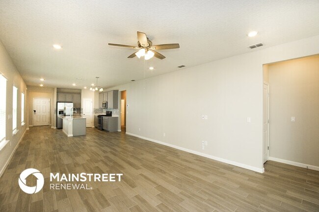 Foto del edificio - 81 Crystal Crest Ln