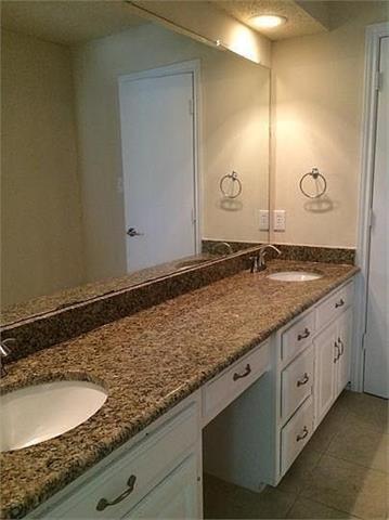 Foto del edificio - 5040 Thunder Rd