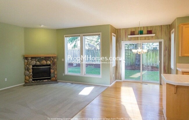 Building Photo - Spacious Three Bedroom Home in Sherwood!