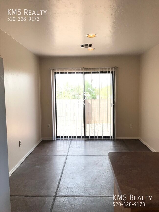 Building Photo - 6910 S Radec Ln