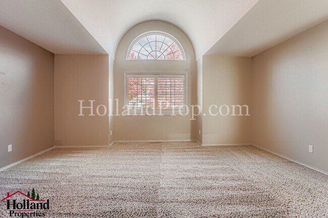 Foto del edificio - **New Lower Price! $2,995 + $300 Move-In Incentive (Limited Time)** - Beautiful Single-Level Home...