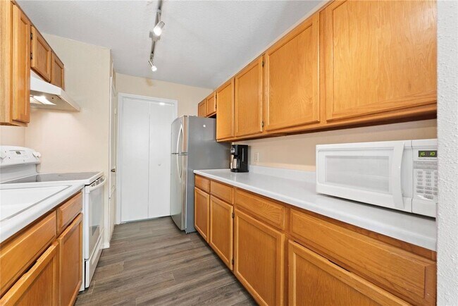 Foto del edificio - 10871 Braes Bend Dr