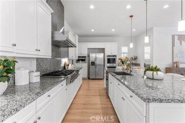 Building Photo - 105 Shear